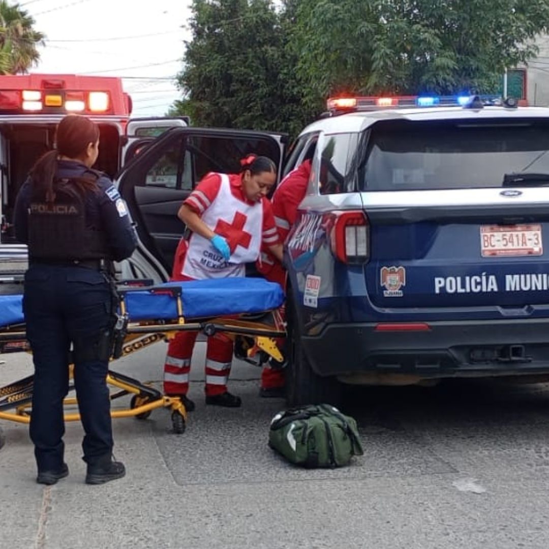 Nace bebé en patrulla municipal de Tijuana